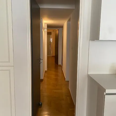 Apartment In Fancy Athenian Neighbourhood Zewnętrze zdjęcie