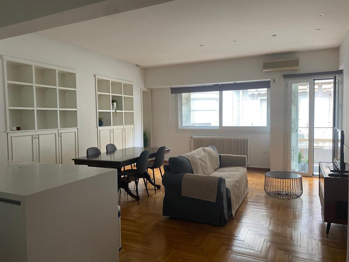 In Fancy Athenian Neighbourhood Apartment *