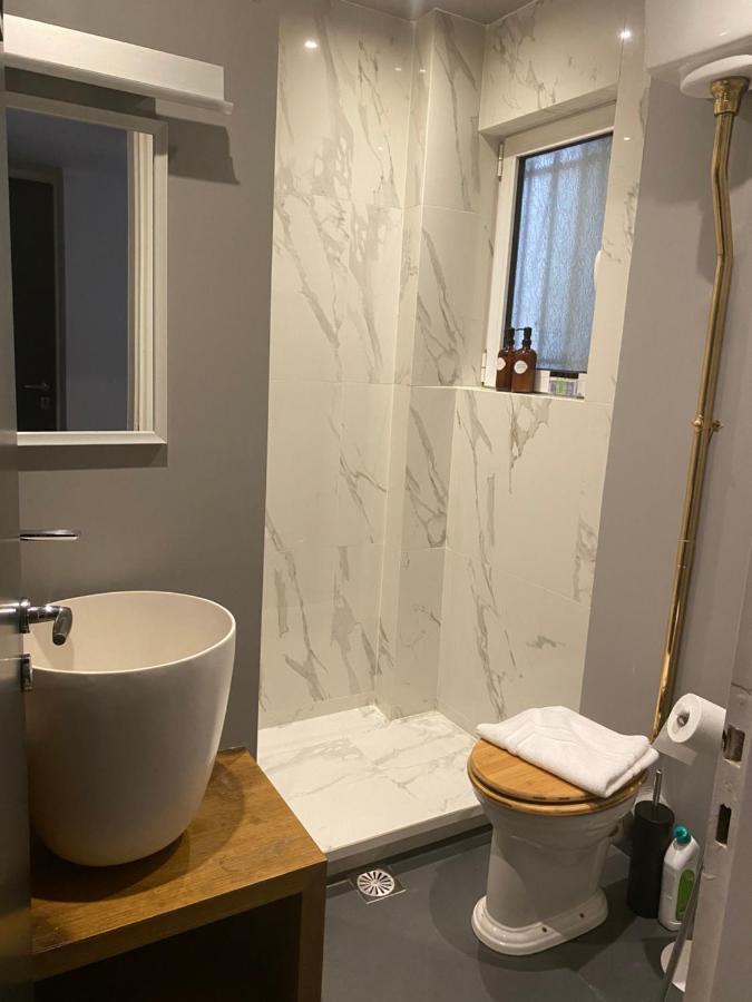 In Fancy Athenian Neighbourhood Apartment Athens